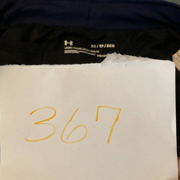Under Armour Shorts Womens Sz XS Navy Blue Running Loose Heatgear Pull On Logo - Picture 11 of 11